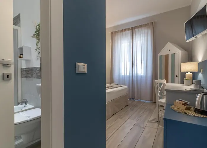 בית הארחה Aquamarina 3*